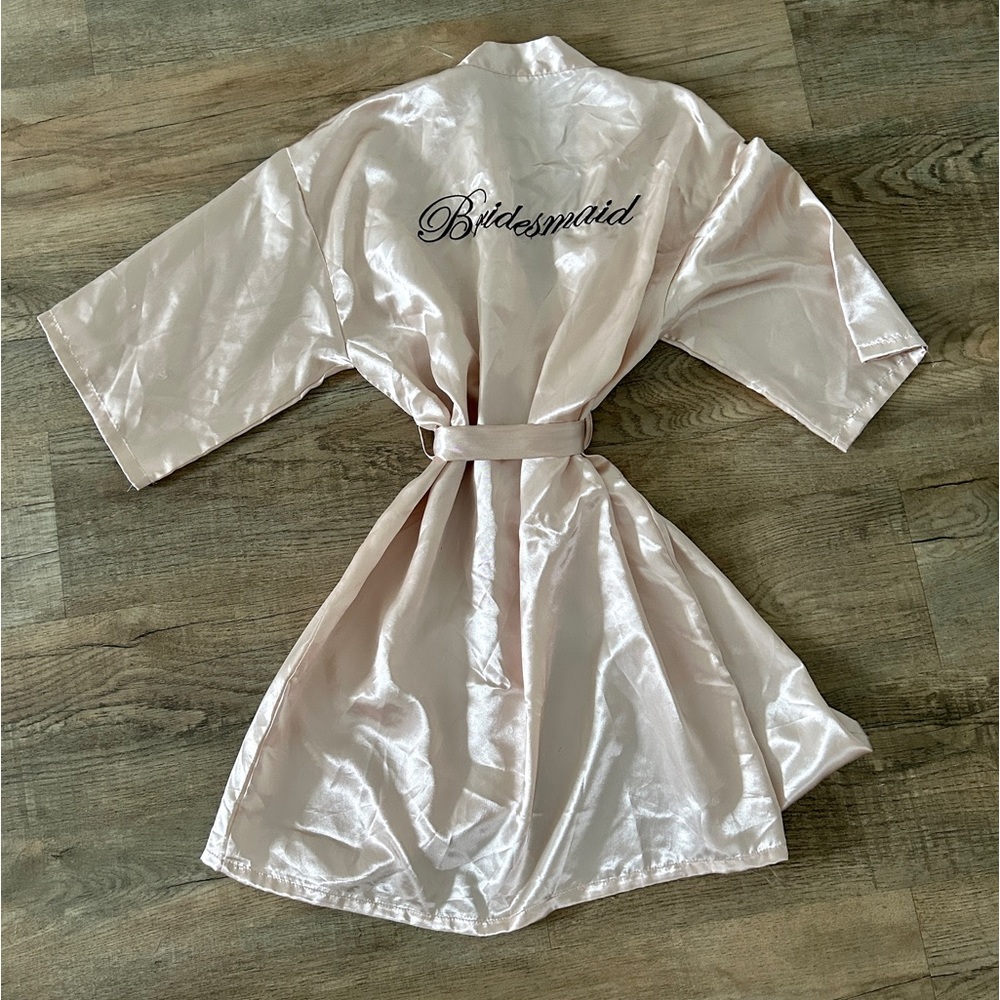 “Bridemaid” Champagne silky rob size L